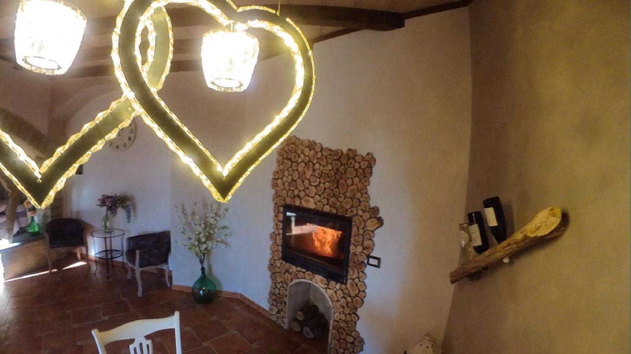 Il Giardino dei Flintstones B&B Cerveteri Exterior foto