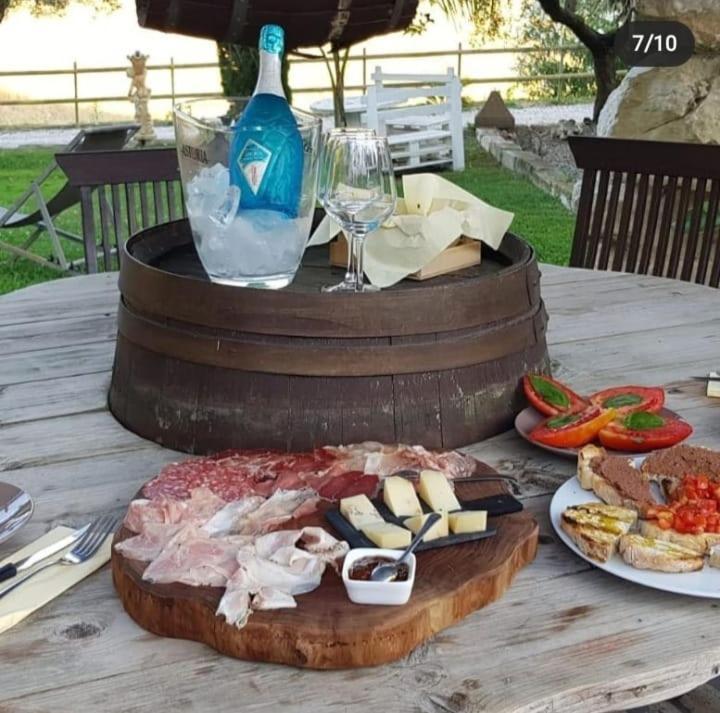 Il Giardino dei Flintstones B&B Cerveteri Exterior foto