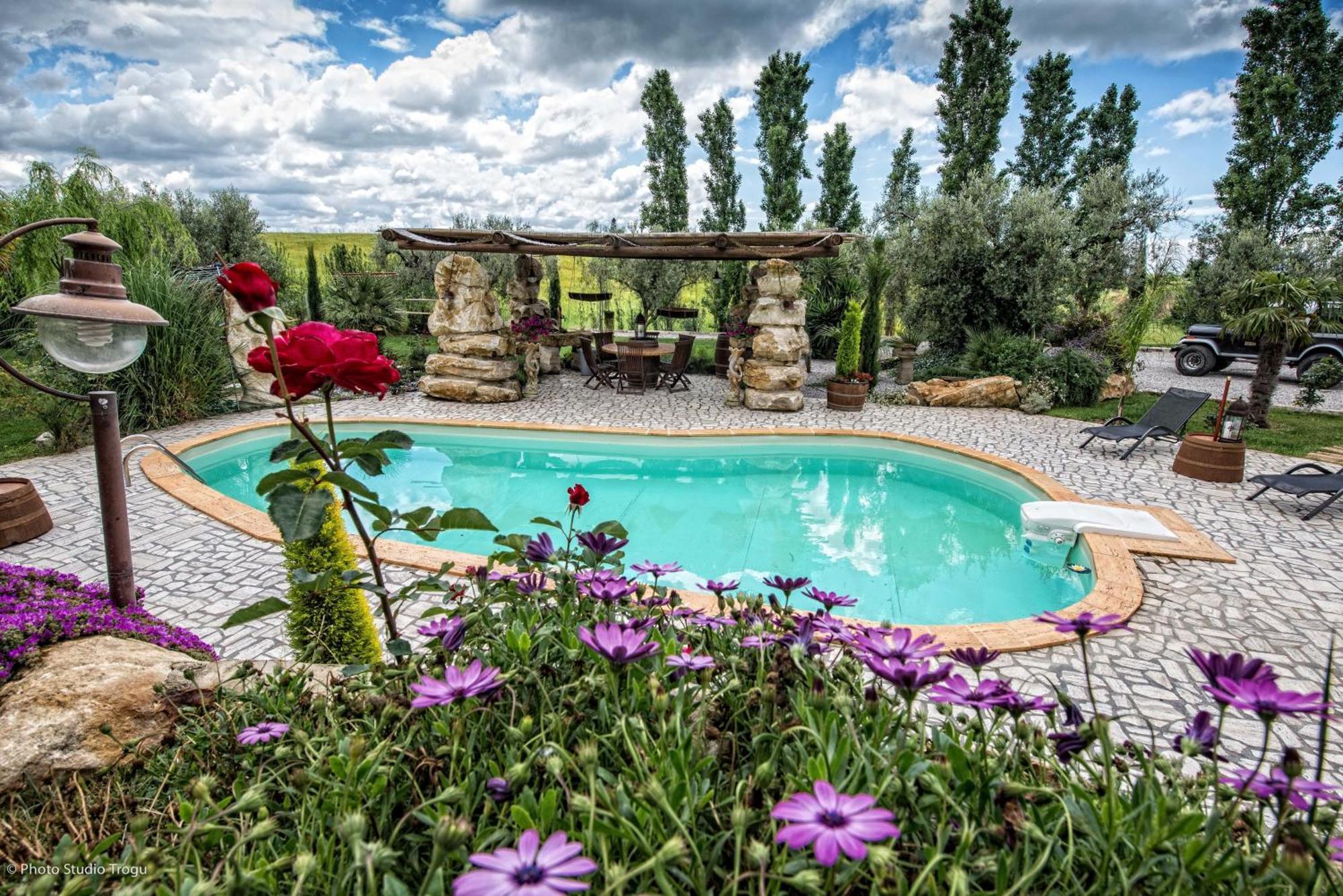 Il Giardino dei Flintstones B&B Cerveteri Exterior foto