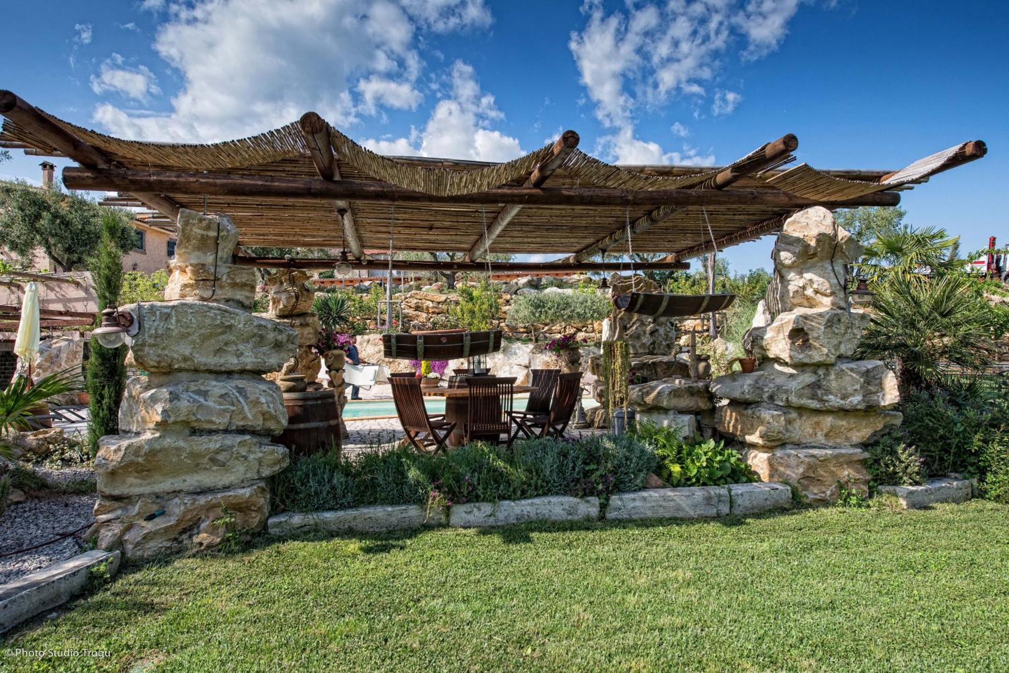 Il Giardino dei Flintstones B&B Cerveteri Exterior foto