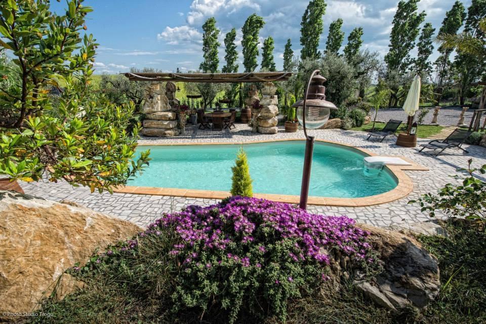 Il Giardino dei Flintstones B&B Cerveteri Exterior foto