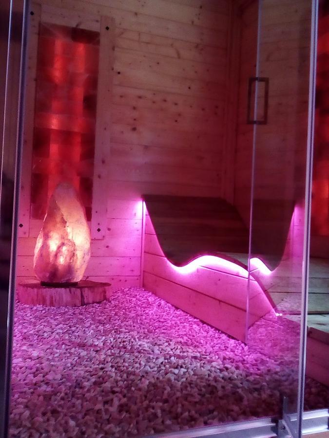 Il Giardino dei Flintstones B&B Cerveteri Exterior foto