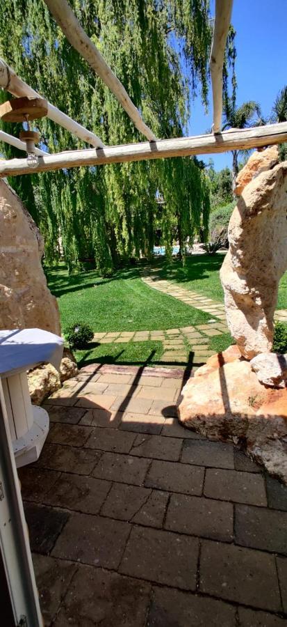 Il Giardino dei Flintstones B&B Cerveteri Exterior foto